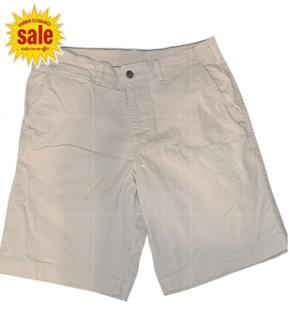 American Eagle Khaki Shorts Size 34 SUMMER CLEARANCE SALE - MAKE ME AN OFFER